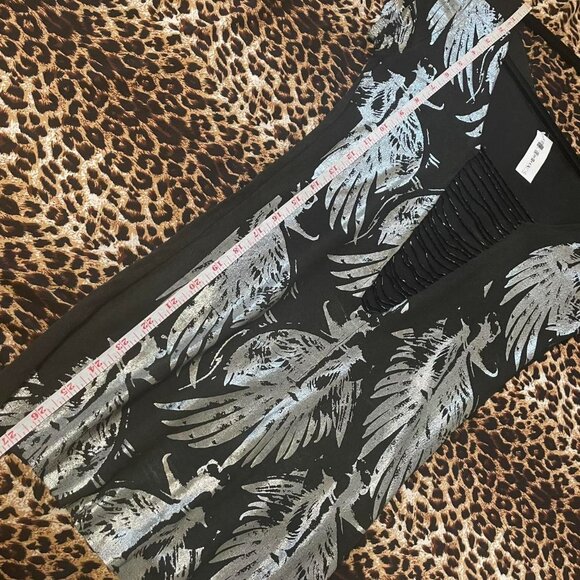 Buddhist Punk beaded deep v-neck - Picture 4 of 4